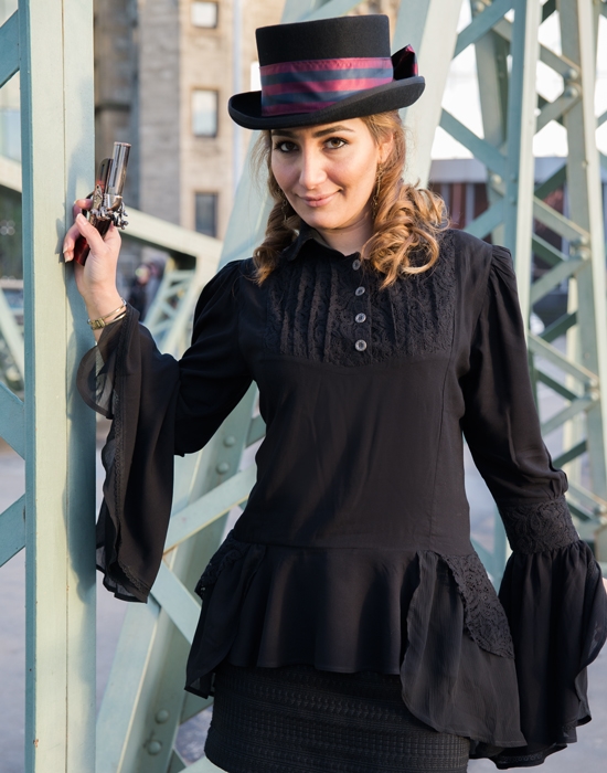 Schwarze Steampunkbluse Lillian