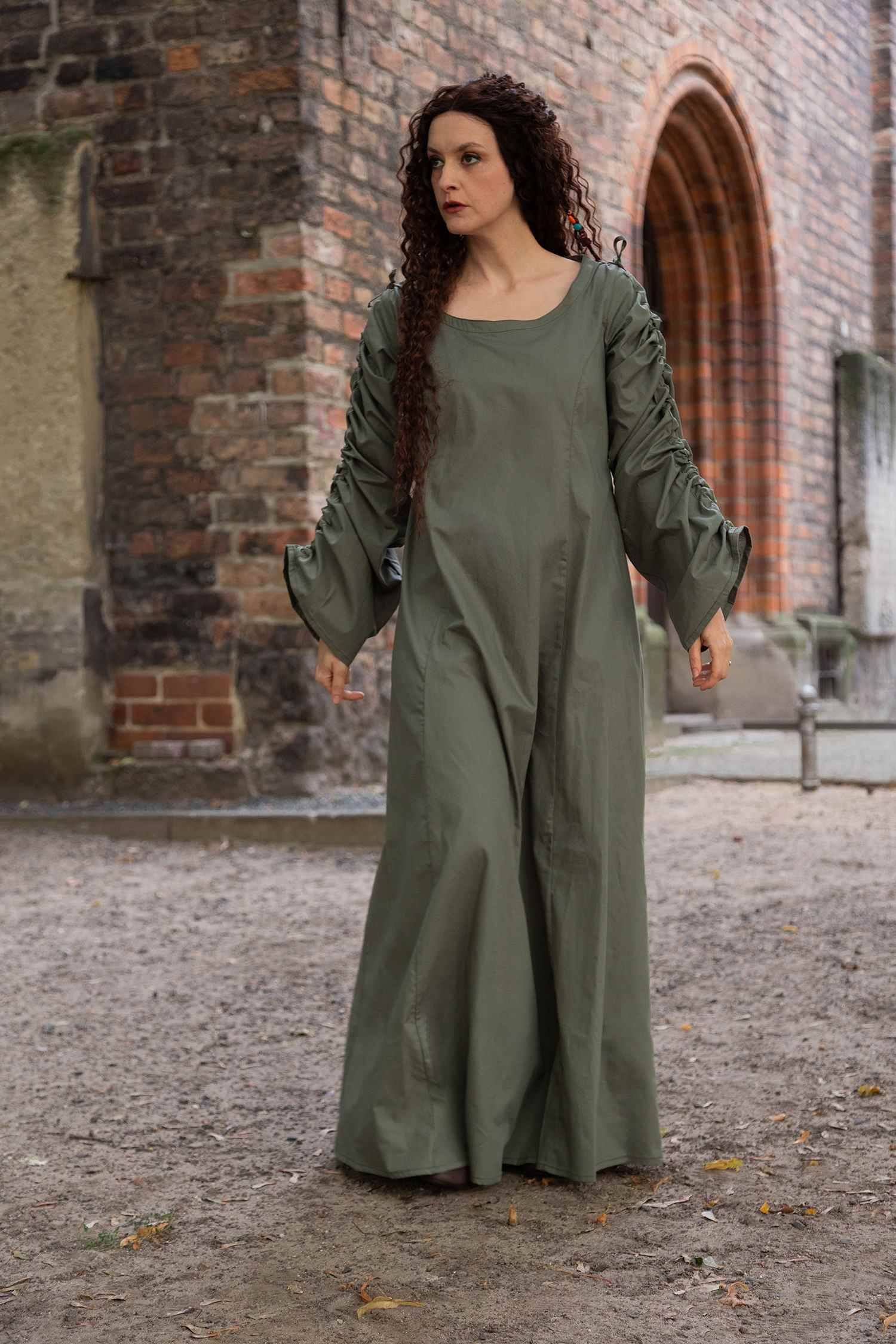 Unterkleid Celtique olive